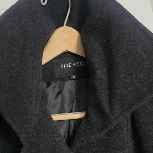 Nine West Women's Wool Blend Pea Coat- Black Size 2 - Classic Fit & Style Lined - Picture 3 of 5